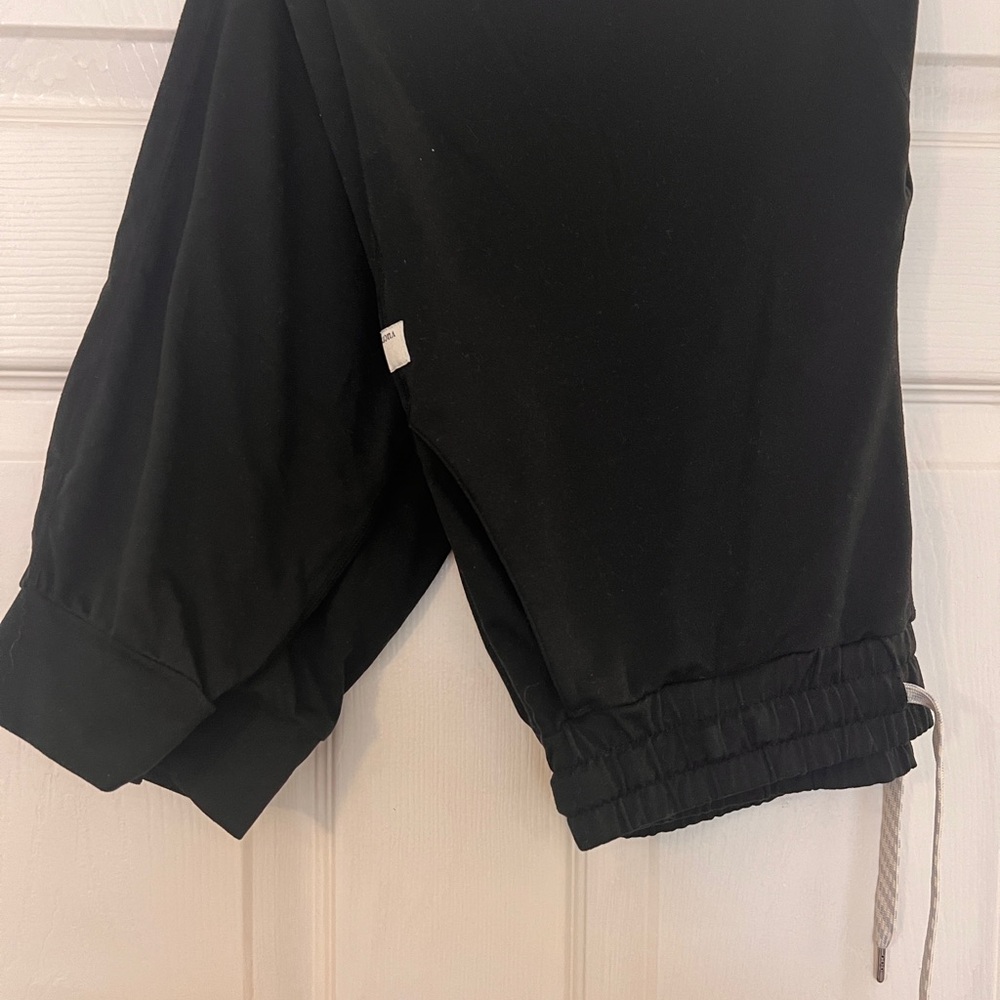 Vuori Black Relaxed Joggers